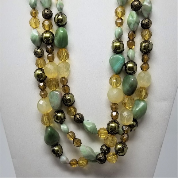 Jewelry - Vintage 3 Strand Necklace Awesome Olive Colors